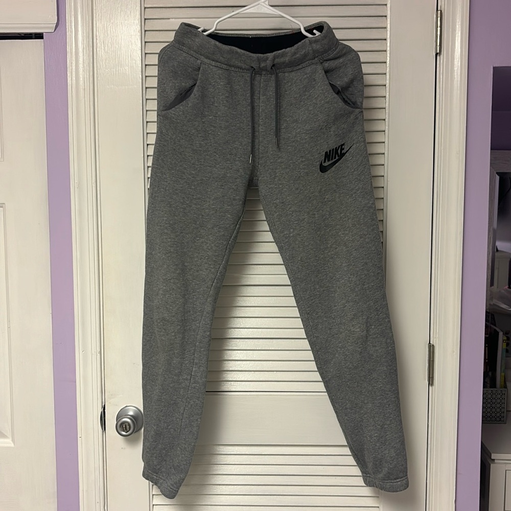 Nike fleece joggers